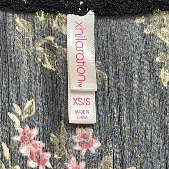 Xhileration Popover Kimono, Sheer Black Floral Flowy Crocheted Oversized, XS/S - Picture 3 of 9